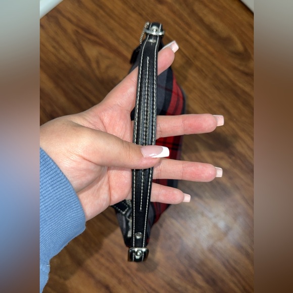 vintage Coach Tartan Hampton plaid comes with another shorter strap SOLD‼️ - Picture 7 of 8